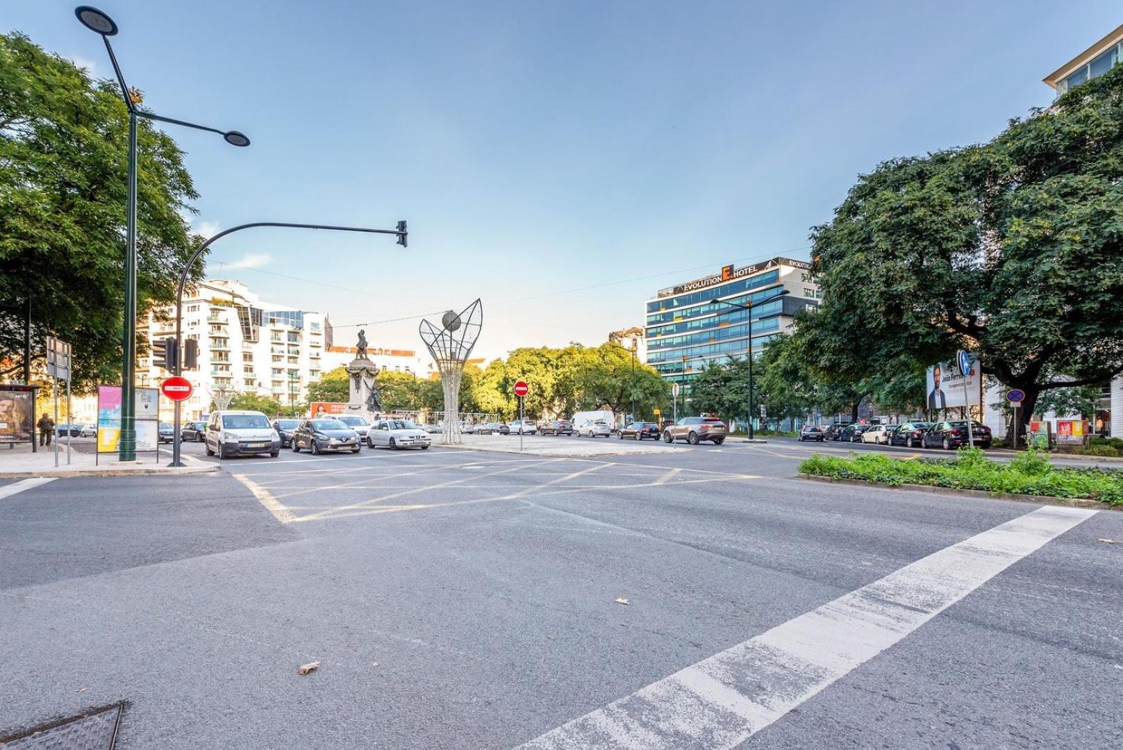 Guestready - Saldanha Building Castle Apartment Lisbon Exterior photo